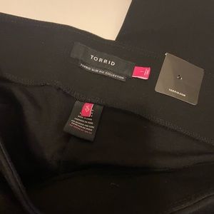 Black slim fit pants Torrid size 1